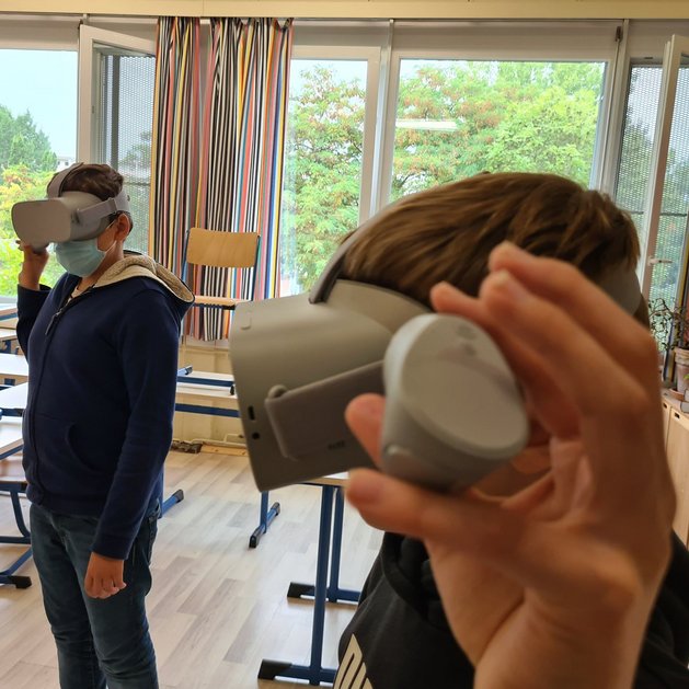 Laborschule-Dresden_Berufsorientierung mit VR-Brillen